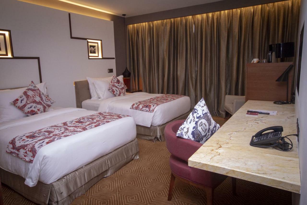 Movenpick Hotel & Convention Centre Klia Sepang Zewnętrze zdjęcie
